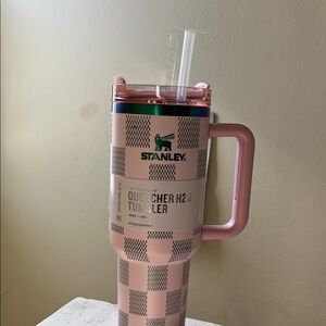 Stanley Pink Checkered Quencher Louis Vuitton H2.0 Tumbler with Handle
